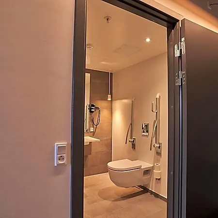 Hotel Zleep Lausanne-chavannes 3*