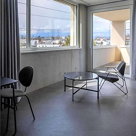 Hotel Zleep Lausanne-chavannes 3*